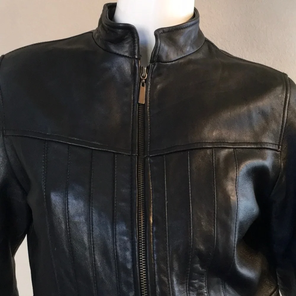 Black Leather Zip-Front Women's Jacket - Picture 2 of 7